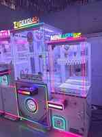 Distributeur de cadeaux d'arcade à monnayeur, type Lucky Clip, avec vitrine transparente néon lumineuse, pour centre commercial et salle de jeux