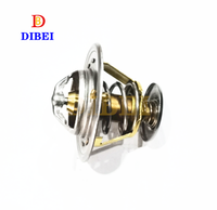 ثرموستات سيارة عالي الجودة من المصنع 21200-58G02 MD997605 لمحركات 4D55 4D56 T 4D56 ميتسوبيشي إم دي نيسان