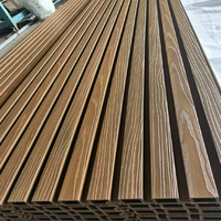 Revêtement composite Revêtement en bois composite résistant au feu OEM Chine Vente en gros Revêtement mural en bois composite