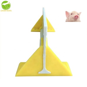 Support triangulaire jaune en plastique PP <span class=keywords><strong>pour</strong></span> poutre de plancher en fibre de verre FRP <span class=keywords><strong>pour</strong></span> système de plancher à lattes <span class=keywords><strong>pour</strong></span> bétail - Product Image 2