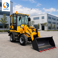 LUYU Mini Traktor Backhoe Loader Dapat Diderek 4x4 Mesin Pertanian dengan Pemuat Depan dan Excavator