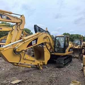 Excavadora de cadenas Caterpillar 320C/320CL usada de 20 toneladas con motor y caja de cambios, 110 kW de potencia - Venta de segunda mano a bajo precio - Product Image 4