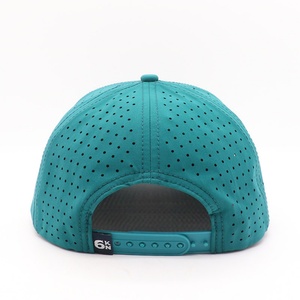 Gorras Deportivas de Alta Calidad con Corte Láser Personalizado, Gorras de Moda de Poliéster, 5 Paneles, Logotipo de Goma, Estructuradas, con Visera Precurvada, Gorras Trucker - Product Image 4