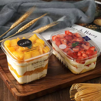 Boîtes en plastique PET transparentes personnalisées en gros, gobelets à dessert carrés jetables transparents