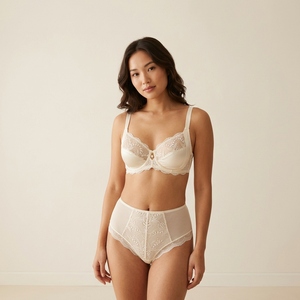 Ensemble soutien-gorge à armatures 3/4 et culotte taille haute en dentelle de muguet ivoire champagne avec pendentif perle, lingerie de mariée française - Product Image 2