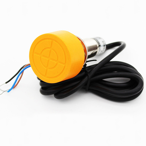 Interruptor de Proximidad Inductivo SC18-3020D SC18-3020CD SC18-3020AL, Tres Cables, CC, Normalmente Abierto, 20 mm, M18 - Product Image 3