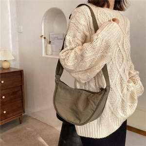Bolso Bandolera de Nylon con Cremallera y Correa Cruzada, Diseño de Media Luna, Personalizable con Logotipo, para Mujer, Modelo 2026 - Product Image 4