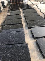 Dalles de granit noir poli d'Angola économiques, grand format, design moderne, alternative au granit noir de Shanxi pour revêtement mural