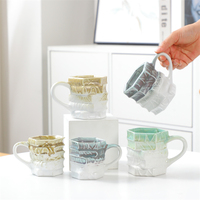 Tasse à café créative en grès en forme de livre, forme irrégulière, glaçure variée au four, style vintage, pour la vente en gros