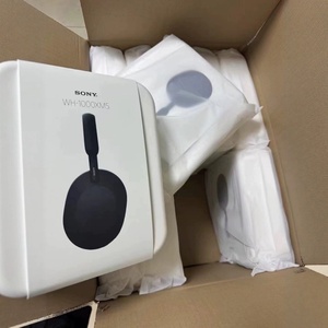 Audífonos Inalámbricos <span class=keywords><strong>WH</strong></span>-<span class=keywords><strong>1000XM5</strong></span> Over-ear para Deportes con Cancelación de Ruido ANC, Control Táctil, Llamadas Inalámbricas y Ajuste Personalizado - Product Image 4