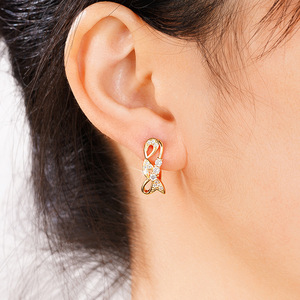 Orecchini a Cerchio Piccoli con Motivo Floreale Intrecciato per Donne, Ear Cuff Scintillante a Forma di Fiore, Gioielli alla Moda per Uso Quotidiano e Feste - Product Image 6