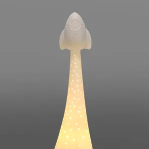 ओईएम फैक्ट्री चीनी मिट्टी के कला डिजाइन नाइट टेबल लैंप बच्चों के बेडसाइड रॉकेट आकार नाइट लाइट डेस्क सजावट नाइट लाइटिंग