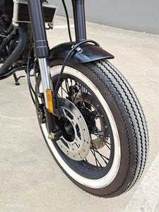 Altamente elogiado por muchas personas. Motocicleta Retro de 250cc, Elegante y Potente con Sistema ABS - Product Image 3