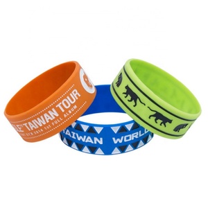 Women Backpack <b>Bag</b> Wristband Silicone Bracelet Marathon Ice Towel Promotional <b>Gift</b> Set - Product Image 5