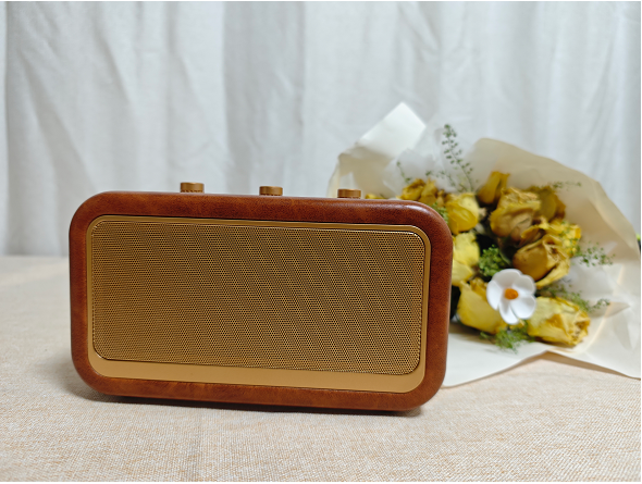 Portable Retro Plastic Speaker for 5.3 Rich Bass Stereo Sound TWS Pairing Aux Loud Volume TF Card MP3 Player Home/Party