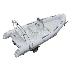Bateau semi-rigide (RIB) 6,8 mètres à coque en fibre de verre, certifié CE, pour la pratique du Foiling, modèle RIB680, à vendre - Product Image 6