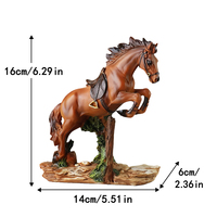 Sculpture en résine de cheval sautant dynamique avec clôture en bois et selle, détails réalistes de la crinière pour la décoration de la maison ou du bureau, cadeau sur le thème équestre