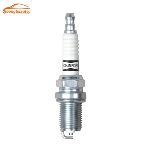 Bougie d'allumage Champion Copper Plus 71G <span class=keywords><strong>RC12YC</strong></span> de haute qualité pour essence, état neuf - Product Image 1