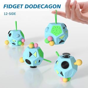 <span class=keywords><strong>Fidget</strong></span> Dodecagon <span class=keywords><strong>12</strong></span>-Side <span class=keywords><strong>Fidget</strong></span> Đồ Chơi <span class=keywords><strong>Cube</strong></span> Làm Giảm Căng Thẳng Và Lo lắng Chống Trầm Cảm <span class=keywords><strong>Cube</strong></span> Cho Trẻ Em - Product Image 2