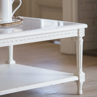 Table basse moderne et luxueuse de style Wabi-sabi en bouleau massif avec plateau en bois finition naturelle, idéale pour le salon