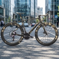 Nouveau Vélo de Route Léger avec Pédalier Ordinaire, Roues en Alliage d'Aluminium R18 Durables 25 Ans, Fourche en Fibre de Carbone 700c 24 Vitesses et Freins à Disque