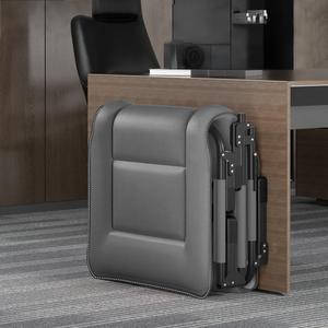 Cama de Camping Plegable Moderna para Adultos - Portátil para Uso en Playa y Sala de Estar con Estructura de Acero y Material de Cuero para un Descanso Cómodo - Product Image 3