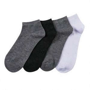 Wholesale High Quality Custom Logo Outdoor Athletic Sport <b>Socks</b> Breathable Men <b>Running</b> Custom Cheap Basketball <b>Socks</b> - Product Image 1