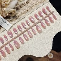 30-delige draagbare nageltips Nude Base Glazen kralen Cat-eye-effect Sterrenhemelpatroon Ultradun Naadloos Minimalistisch