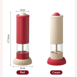 Vente en gros de salières et poivrières en céramique rechargeables à une touche pour la cuisine domestique - Product Image 3