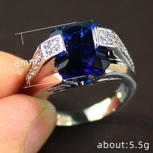 Elegante Anello con Incastonatura di Zirconi Blu, Design Minimalista, Gioiello da Donna alla Moda per Uso Quotidiano, Regalo Chic - Product Image 3