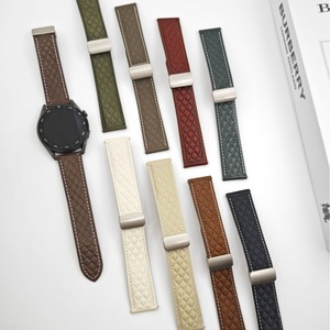 Bracelet de montre à boucle pliable magnétique en cuir véritable à chevrons pour <span class=keywords><strong>Garmin</strong></span> <span class=keywords><strong>5</strong></span> remplacer le bracelet de montre pour Samsung Watch 6 - Product Image 2