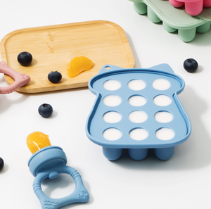 Moule à sucettes en silicone en forme de chat adorable pour fruits, avec étui de rangement, moule à glaçons pour lait maternel, plateau alimentaire congelé sans BPA - Product Image 5