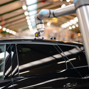 Bras robotisé universel UR8 Long Cobot avec portée de 1750 mm, contrôle de mouvement, inspection de qualité automobile pour l'industrie automobile - Product Image 2