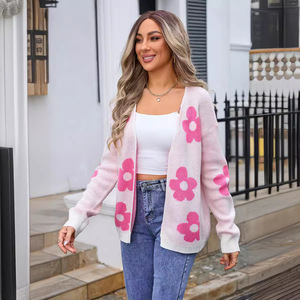 Cardigan en tricot à fleurs pour femmes, coupe ample, pull de printemps, grande taille, style fashionista de rue, Smlxl, blanc, rose rouge - Product Image 2