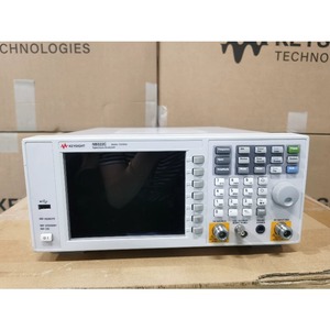 Analizador HP/Keysight N9322C de 9kHz - 7 GHz con Fuente TG xgeqpt - Product Image 2