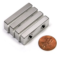 Aimant en néodyme à haute résistance à tête fraisée pour le montage automobile et industriel, et le rangement d'outils