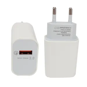 OEM ce认证移动充电器QC3.0快速充电器美国欧盟插头一个USB端口便携式旅行套装手机智能充电