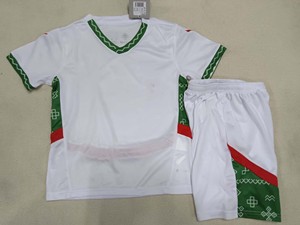 Completo da <span class=keywords><strong>Calcio</strong></span> Personalizzato Best-Seller Nuova Stagione 25/26 Maglia da <span class=keywords><strong>Calcio</strong></span> di Qualità per Bambini Squadra Nazionale e Club Set Sportivo - Product Image 3