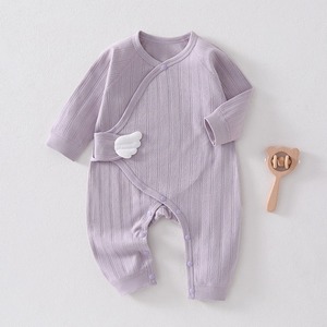 Mono de punto de manga larga <span class=keywords><strong>para</strong></span> recién <span class=keywords><strong>nacido</strong></span>, pelele de bebé con decoración de alas, conjunto transpirable de algodón acanalado vertical <span class=keywords><strong>para</strong></span> dormir y jugar. - Product Image 6