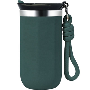 Gobelet isotherme en acier inoxydable de bonne qualité à double paroi avec couvercle et cordon - Product Image 2