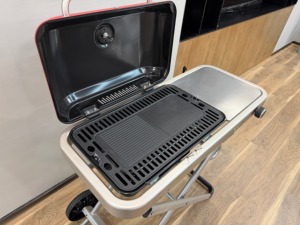 Barbecue portable pliable nouvelle génération 2026 avec gril et plaque chauffante réglables en acier, chariot à gaz pour camping et grillades en extérieur - Product Image 2