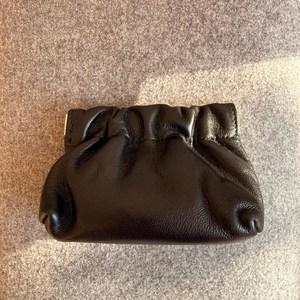 <span class=keywords><strong>Porte</strong></span>-<span class=keywords><strong>monnaie</strong></span> personnalisé noir en cuir souple, mini pochette bouffante à fermeture pression, portefeuille à volants avec fermeture à bouton-pression, <span class=keywords><strong>porte</strong></span>-<span class=keywords><strong>monnaie</strong></span> magique à fermeture rapide - Product Image 5