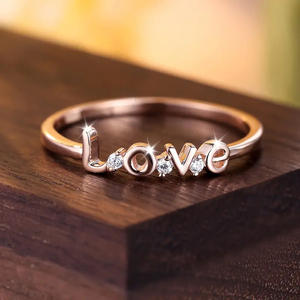 Anello con lettera d'amore per donna, in oro rosa, con zirconi cubici, con montatura a pavé, gioielli regalo alla moda T0366 - Product Image 3