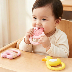 Mordedores de Silicona con Forma de Pato Rosa y Anillo, Juguetes de Dentición Suaves y Masticables para Bebés - Product Image 3