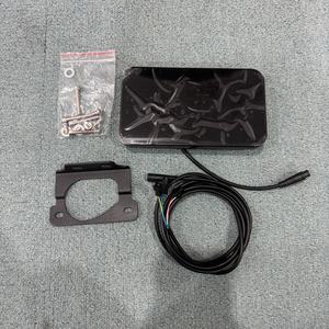 Contrôleur de scooter électrique à double moteur JB FOC 60v 50A 12 Mosfet avec accélérateur au pouce et écran LCD - Product Image 3