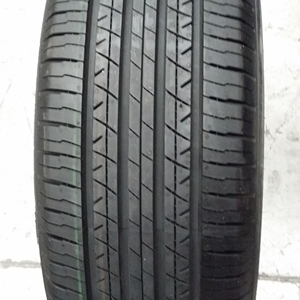 Usine de pneus en Chine Pneus de haute qualité 225/60r16 225/35zr20 265 <span class=keywords><strong>70</strong></span> R16 Pneu de voiture - Product Image 1