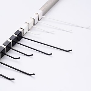 Gancho de seguridad para exhibición en tablero perforado, de tubo cuadrado, para colgar en estanterías de rejilla metálica de acero, el más vendido para tiendas minoristas. - Product Image 3