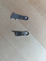Machine à coudre surjeteuse motorisée pour bonnet écharpe tricoté, alimentation à l'aiguille avec formation de surjeteuse