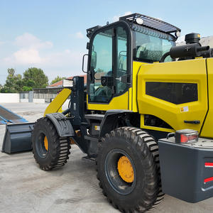 Promotion Chargeuse sur pneus mini 4x4 à direction pivotante, transmission hydrostatique, homologuée Stage V, pour manutention en verger, avec fourches à palettes, contrepoids et cabine - Product Image 2