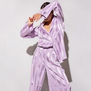 Pyjama d'été uni à rayures, manches longues, pantalon en soie tendance, ensemble deux pièces pour femme, tenue d'intérieur - Product Image 1